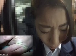 バス内でマンスジ直接お触り痴漢され声出そうなほど我慢悶絶しまくる女性達