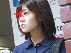 電車内で痴漢されれば敏感反応示し脳天直撃級の我慢イキ与えられるJK