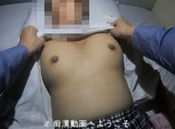 夜這い痴漢３回目なHカップ女子が熟睡状態おっぱい露出揺らされるHな姿