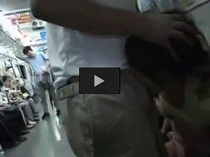 ②電車内で痴漢されても泥酔状態で強く抵抗できず鬼畜中出しされるギャル